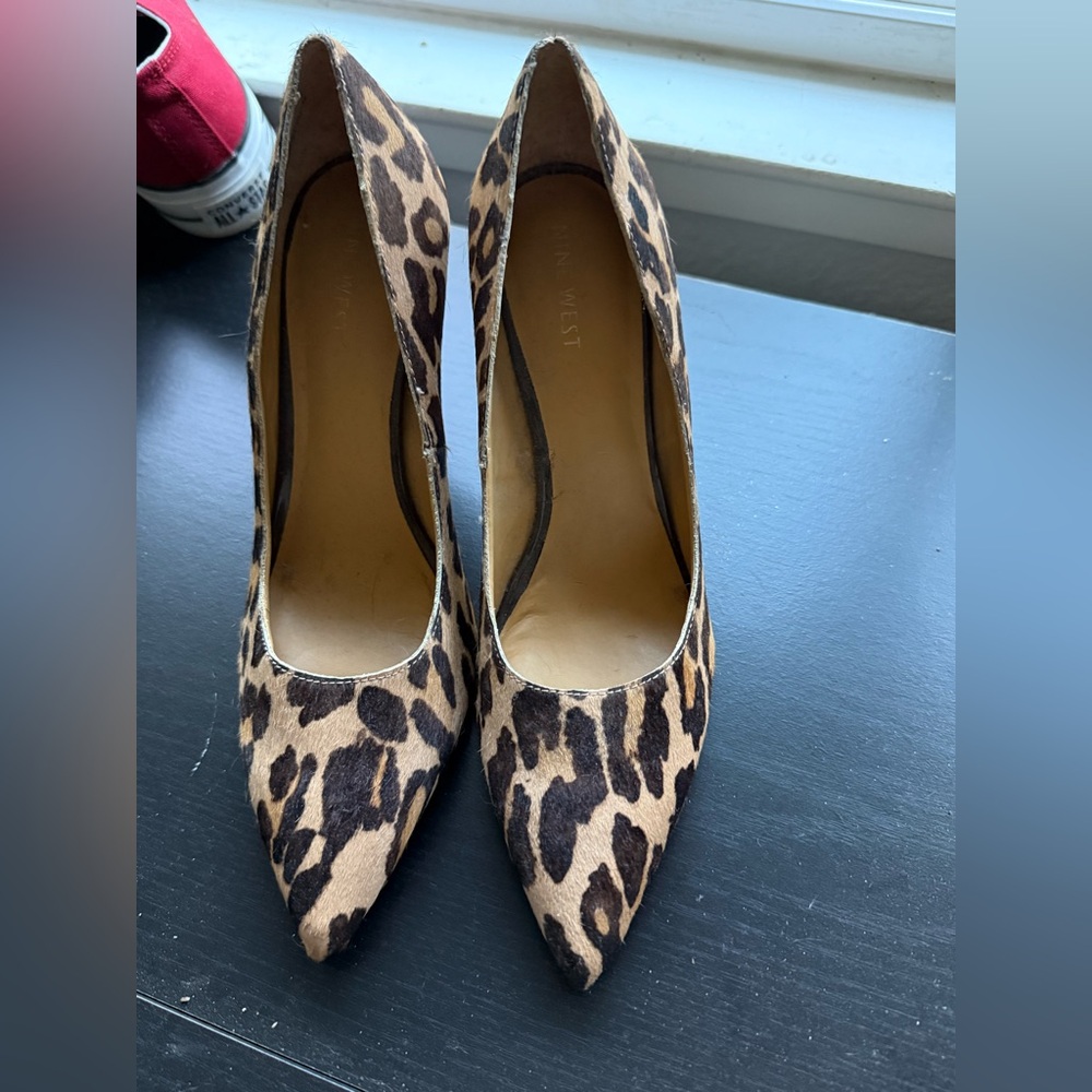 Nine West Leopard Print Pointed Toe Heels. 7M